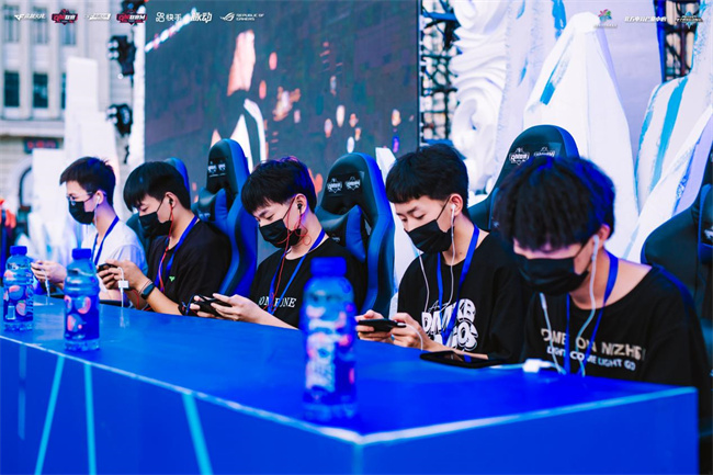 更折射出竞 更折射出竞